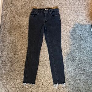 Good American Black Skinny Jeans with Frayed Hem- Size 10/30.